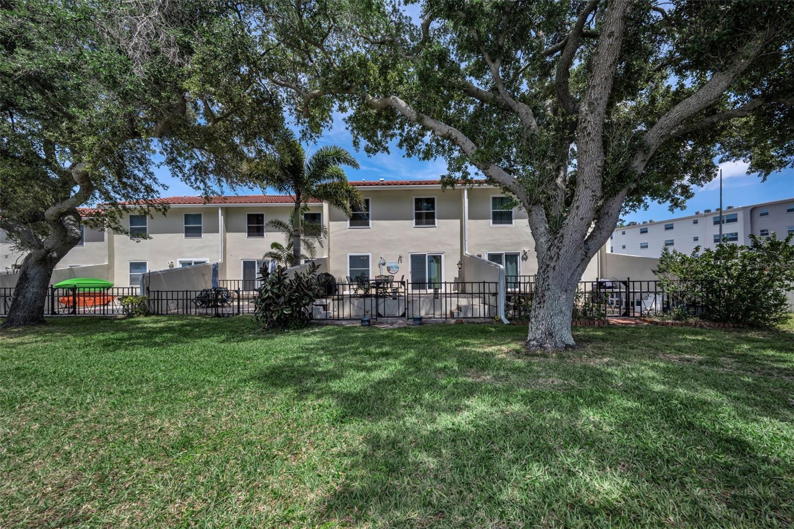 2700 BAYSHORE BOULEVARD, #525, Dunedin, FL 34698 2700 BAYSHORE BOULEVARD, #525, Dunedin, FL 34698