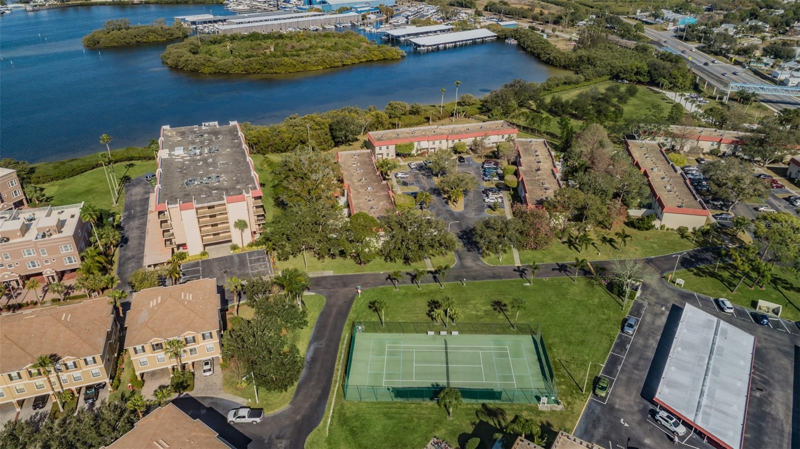2700 BAYSHORE BOULEVARD, #525, Dunedin, FL 34698