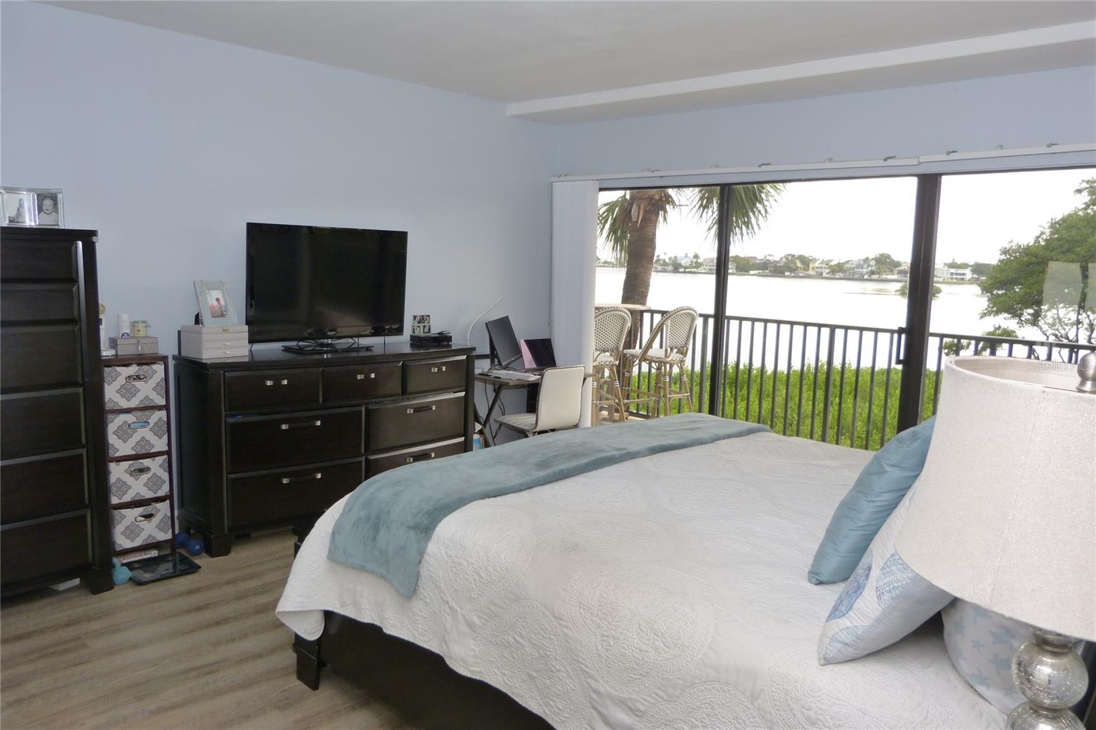 2700 BAYSHORE BOULEVARD, #11-105, Dunedin, FL 34698