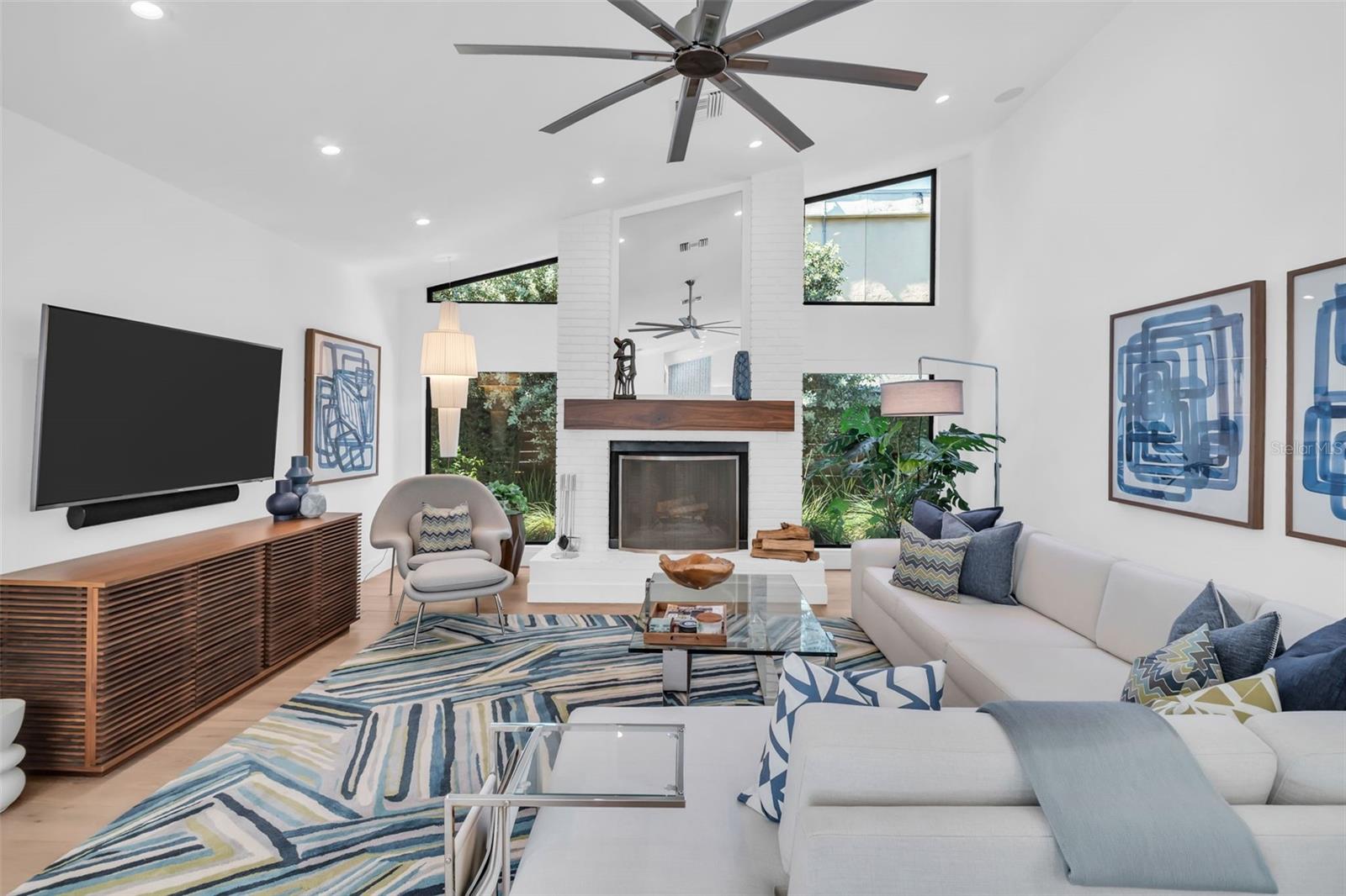 531 RAFAEL BOULEVARD NE, St Petersburg, FL 33704