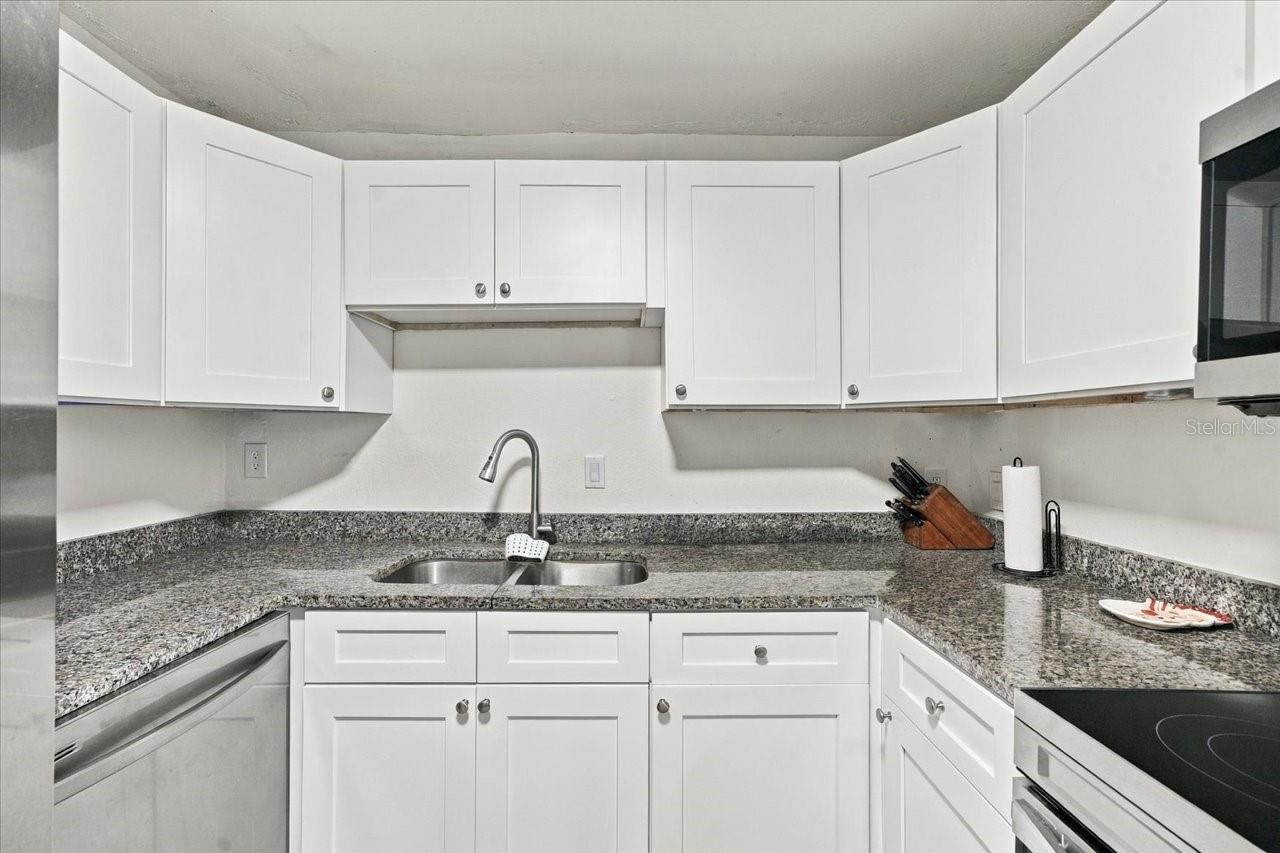 8223 GULF WAY, Hudson, FL 34667