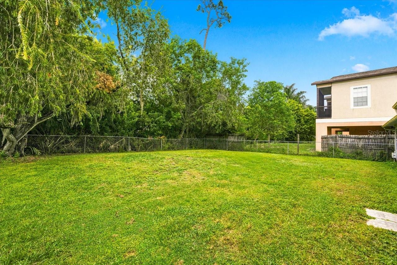 Palatial Fenced Backyard