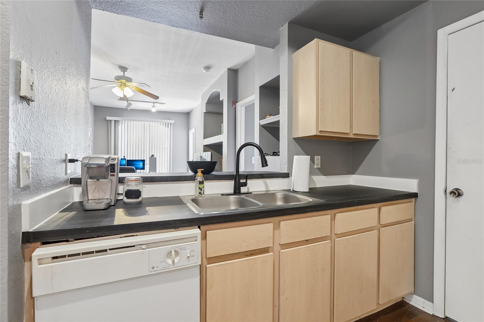 13110 ARBOR ISLE DRIVE, #201, Temple Terrace, FL 33637