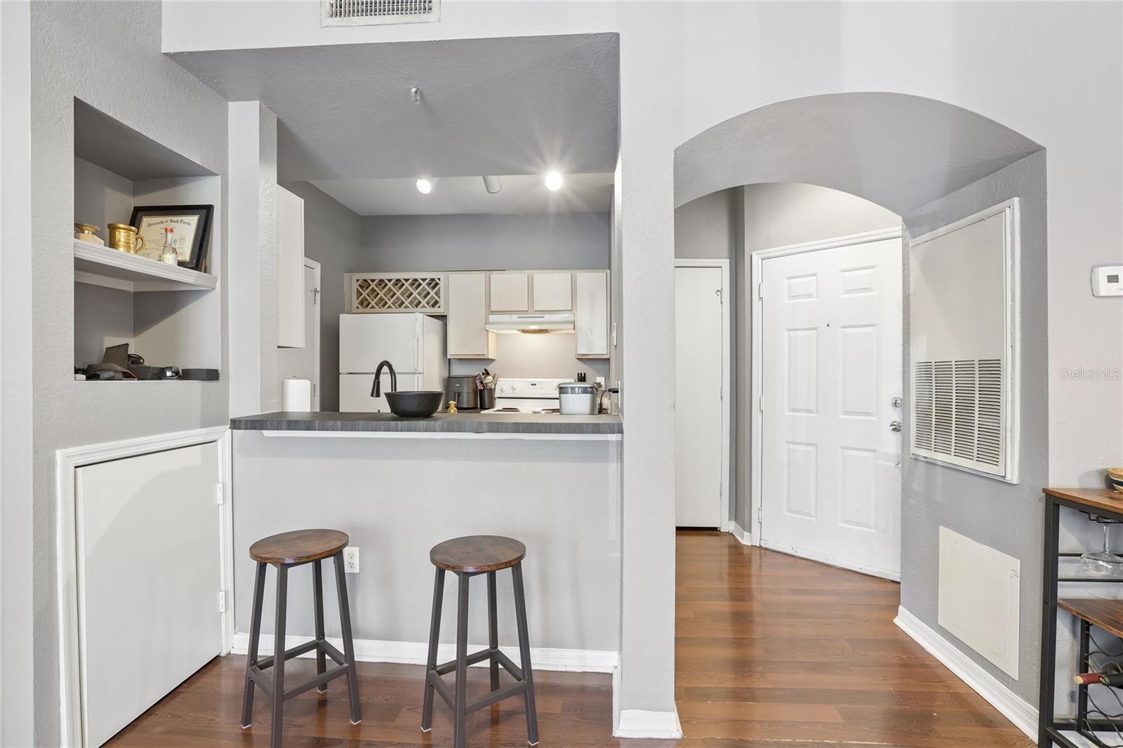 13110 ARBOR ISLE DRIVE, #201, Temple Terrace, FL 33637