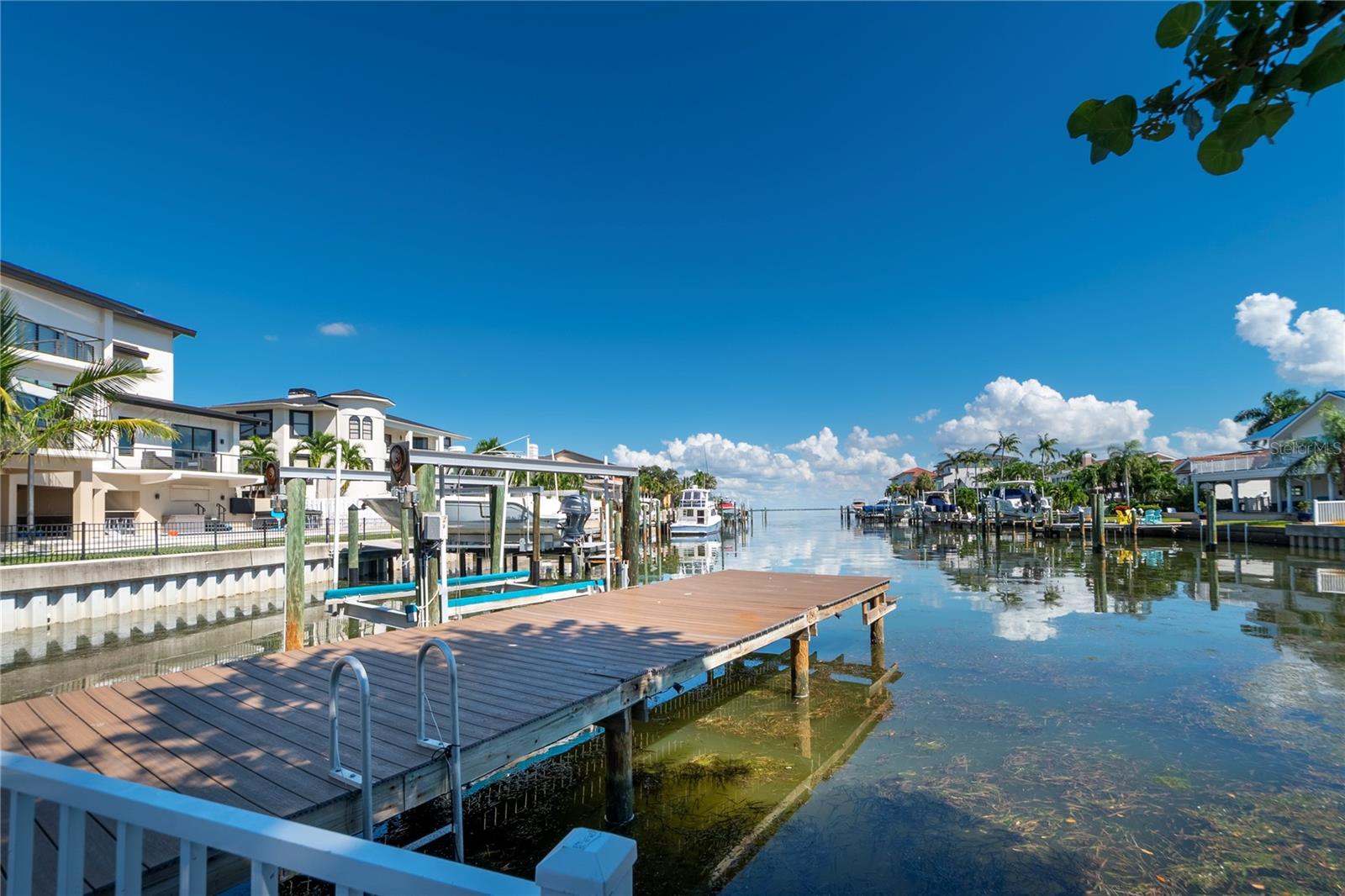 807 2ND AVENUE S, Tierra Verde, FL 33715
