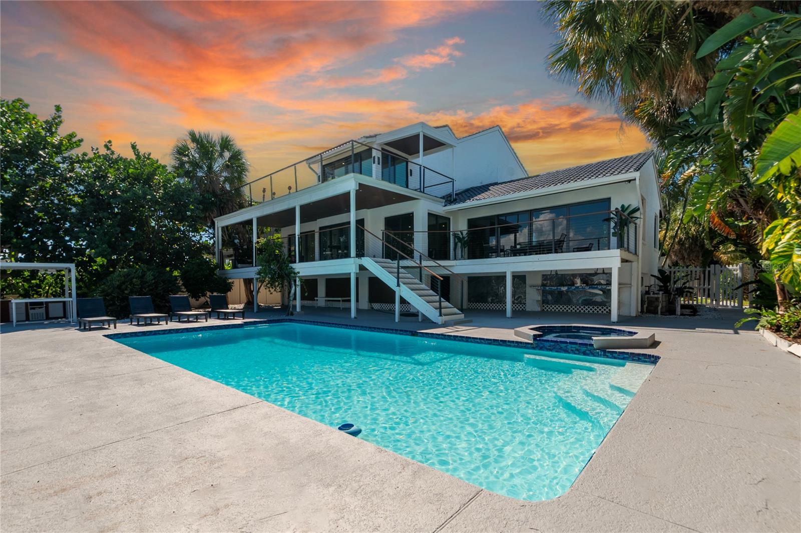 807 2ND AVENUE S, Tierra Verde, FL 33715