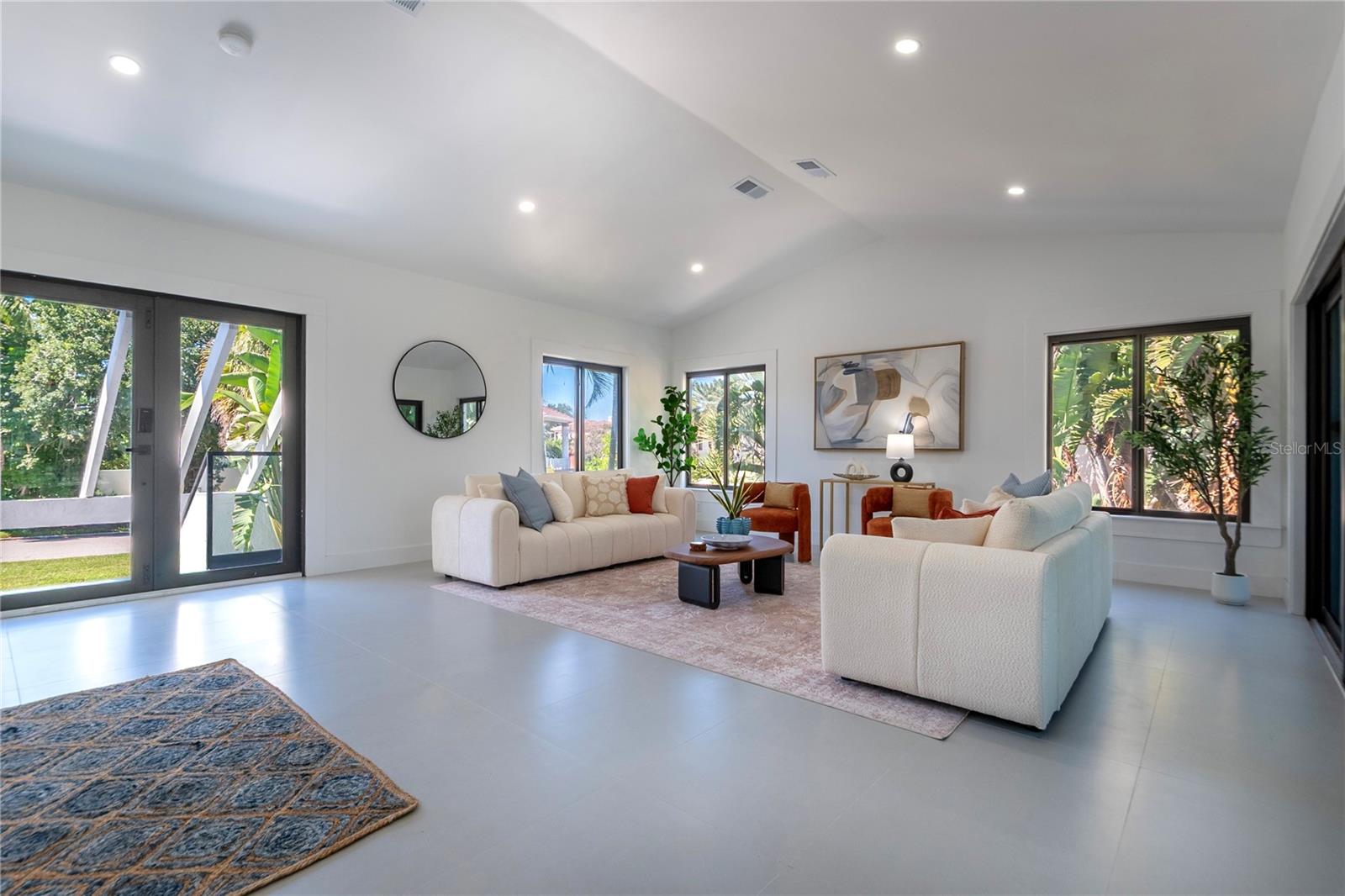 807 2ND AVENUE S, Tierra Verde, FL 33715