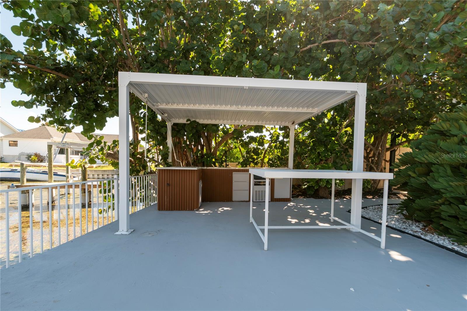 807 2ND AVENUE S, Tierra Verde, FL 33715
