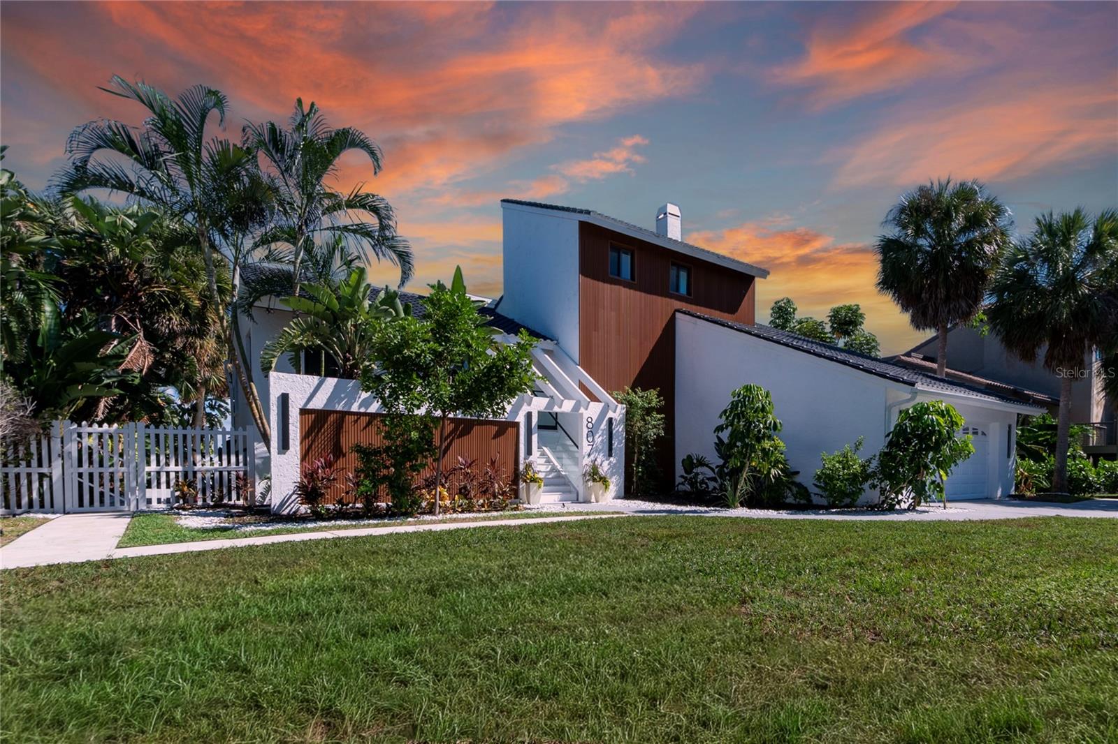 807 2ND AVENUE S, Tierra Verde, FL 33715
