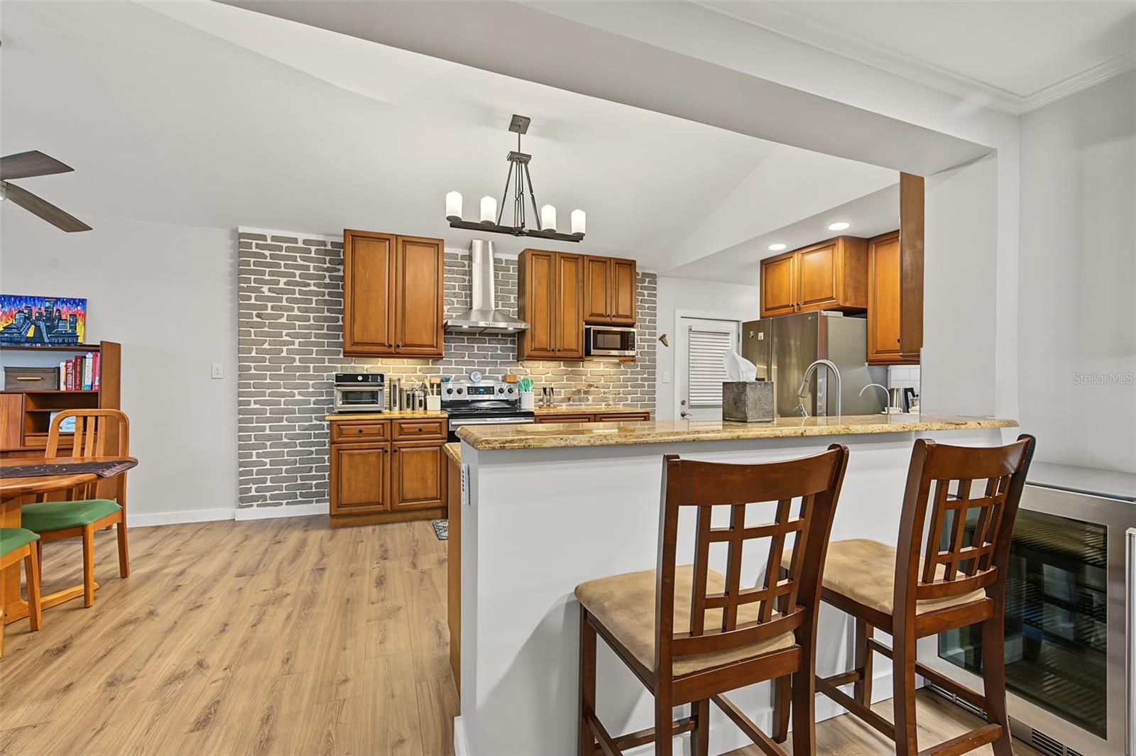 1402 NEBRASKA AVENUE, Palm Harbor, FL 34683