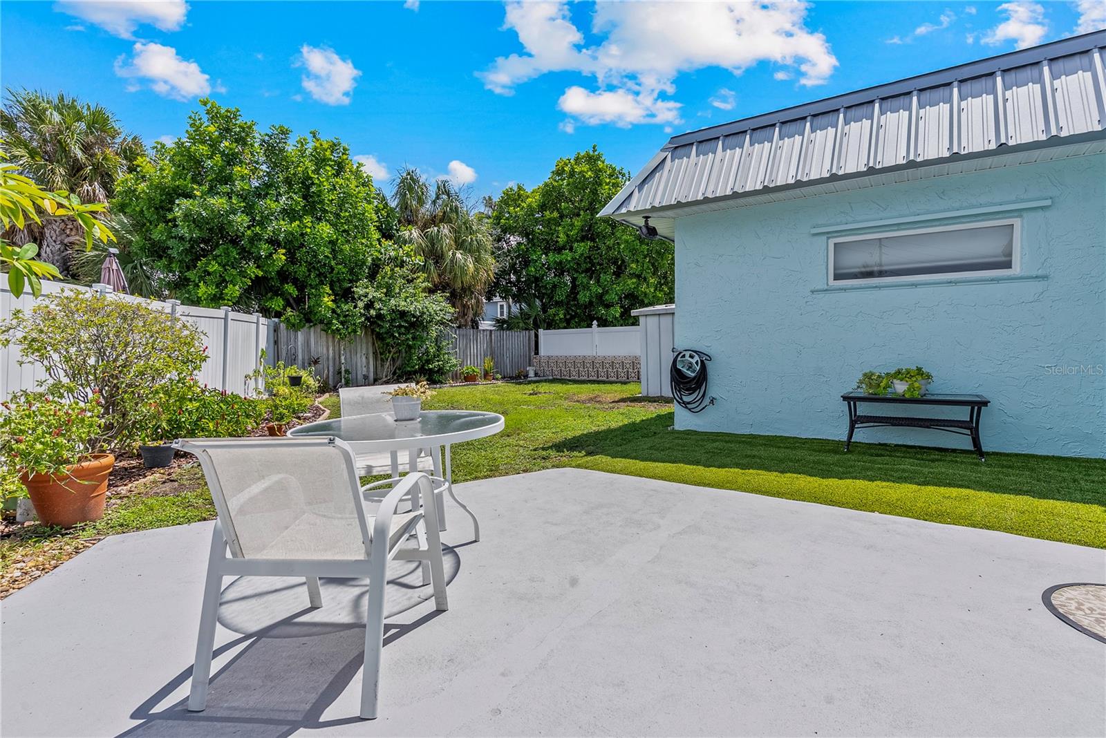 404 HARBOR DRIVE S, Indian Rocks Beach, FL 33785