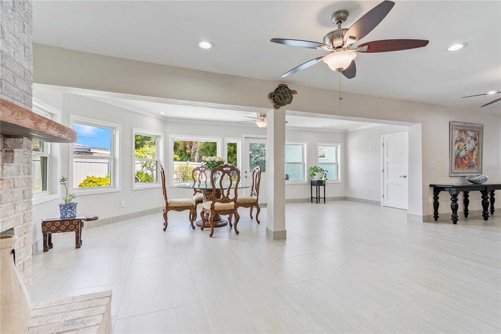 404 HARBOR DRIVE S, Indian Rocks Beach, FL 33785