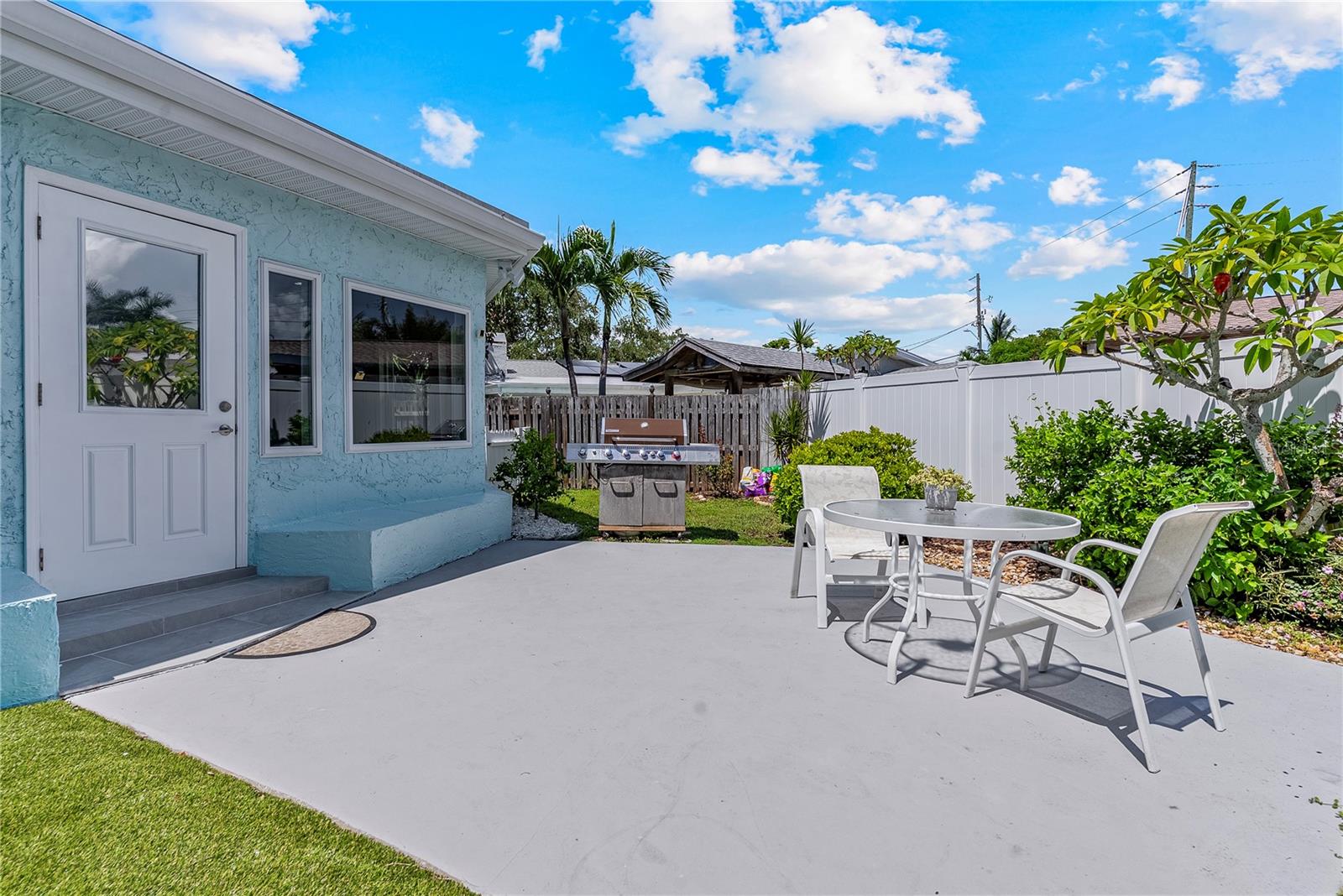 404 HARBOR DRIVE S, Indian Rocks Beach, FL 33785