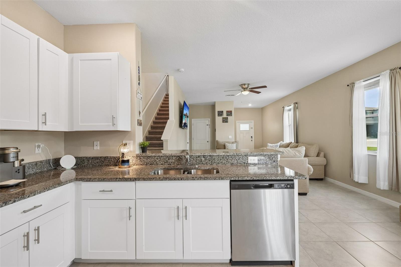 5111 FORUM BOULEVARD, Holiday, FL 34690