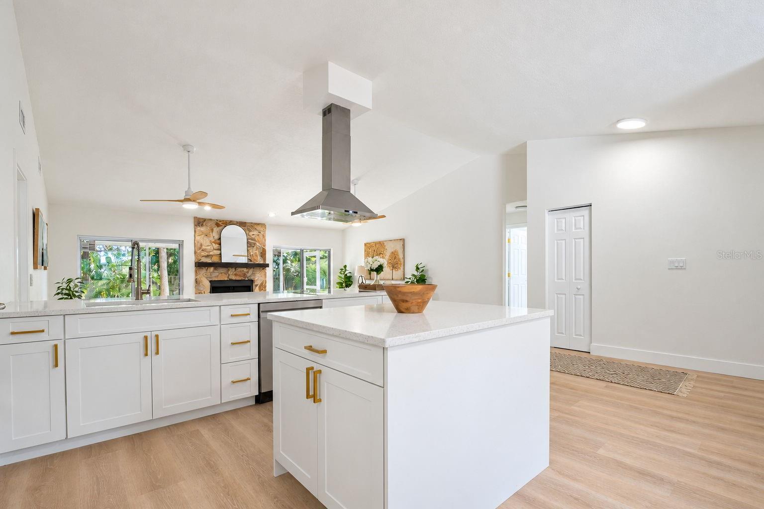 1785 ALBEMARLE ROAD, Clearwater, FL 33764