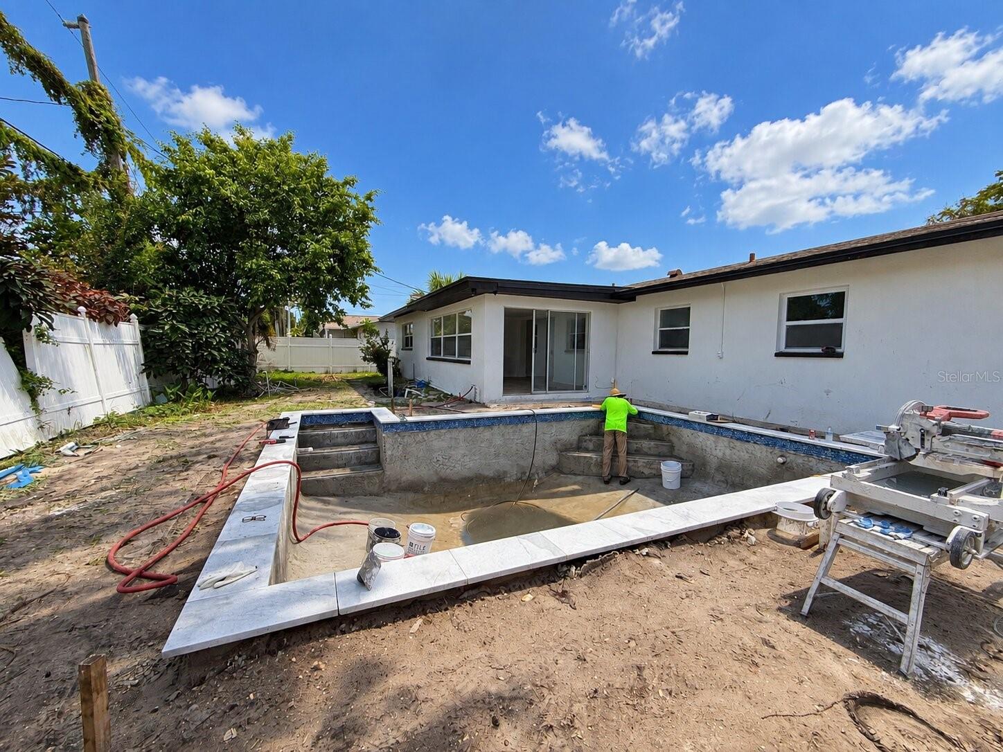 1546 66TH AVENUE S, St Petersburg, FL 33705