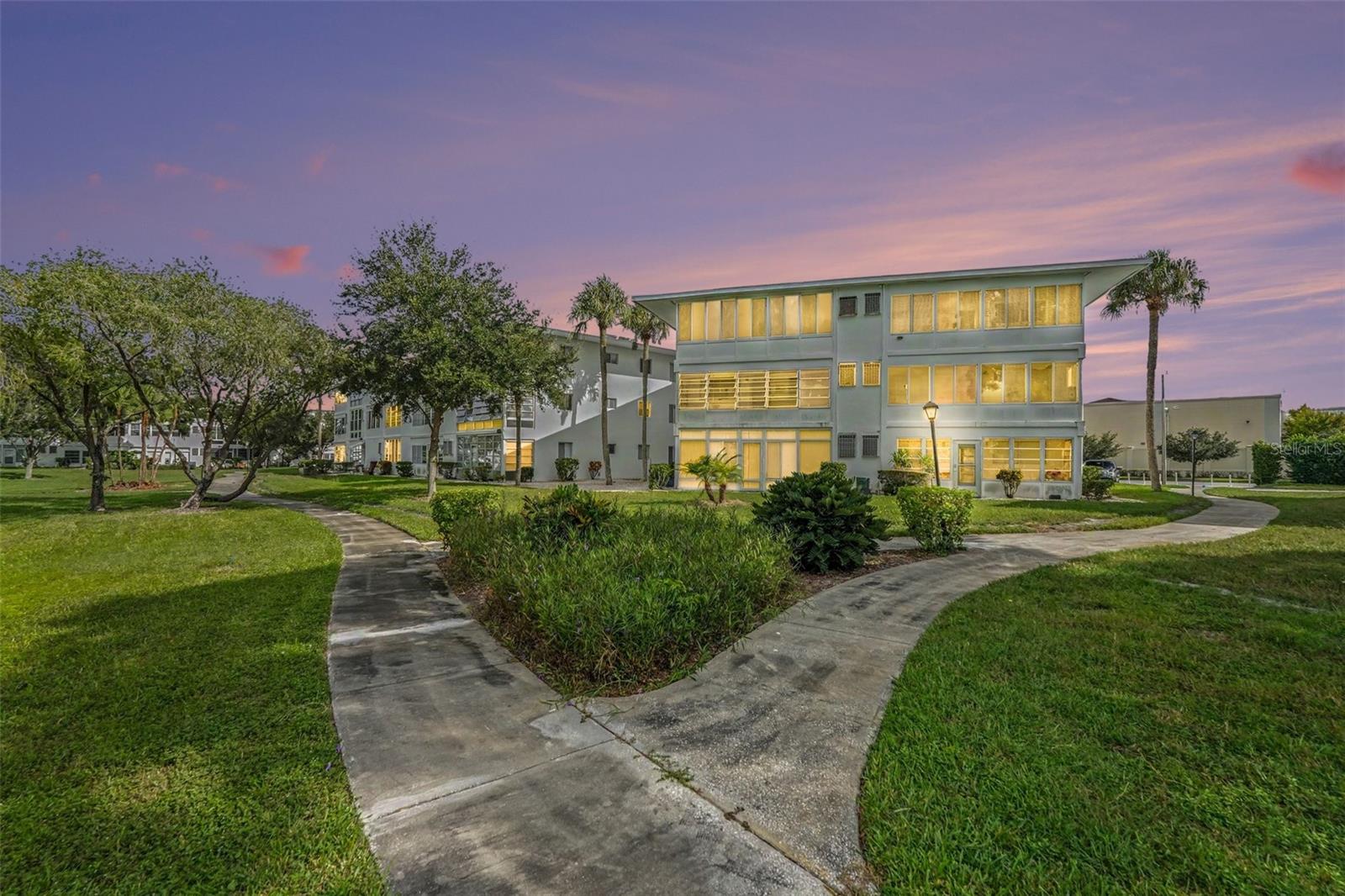 11201 80TH AVENUE, #209, Seminole, FL 33772