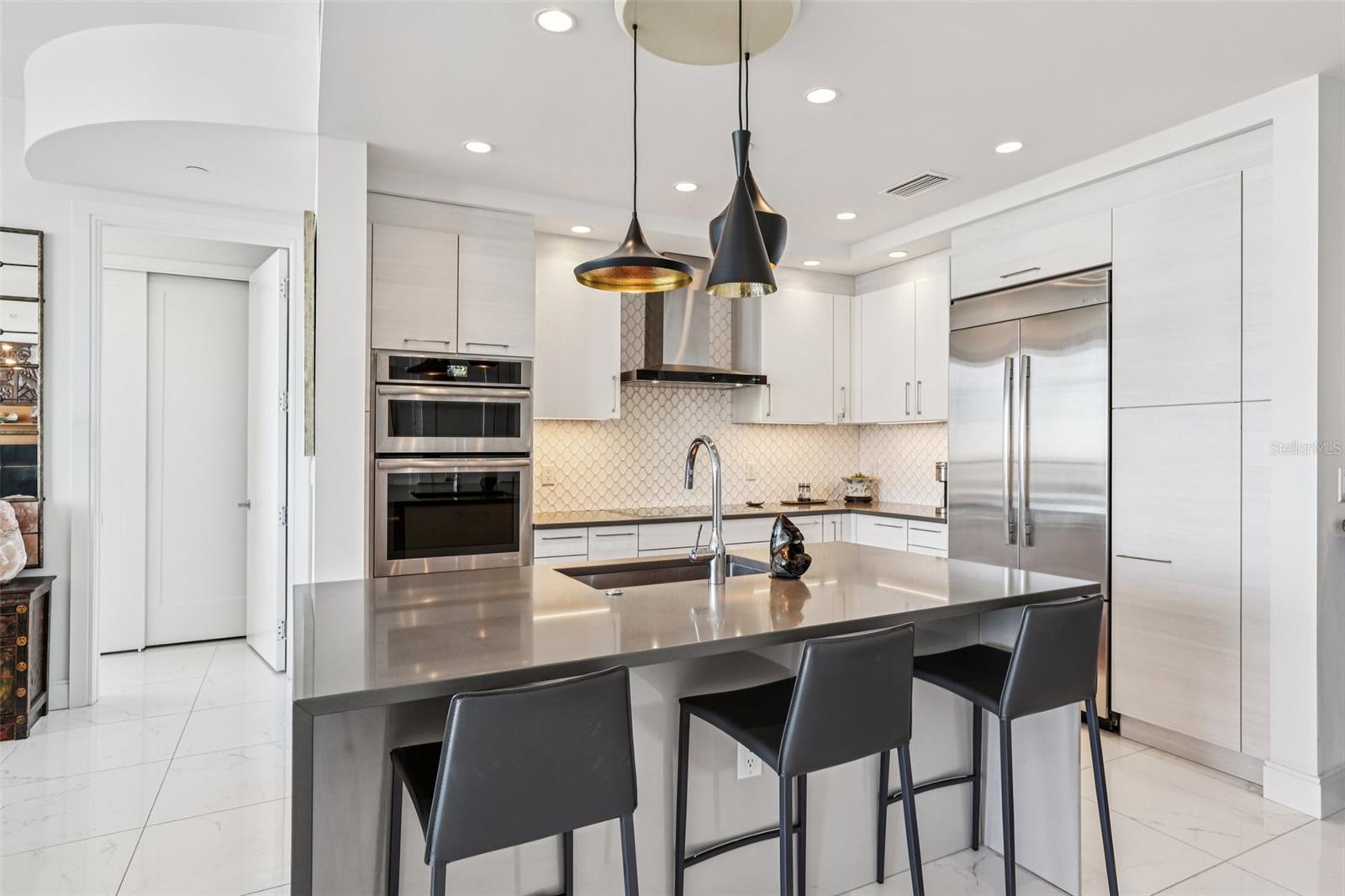 100 1ST AVENUE N, #3806, St Petersburg, FL 33701