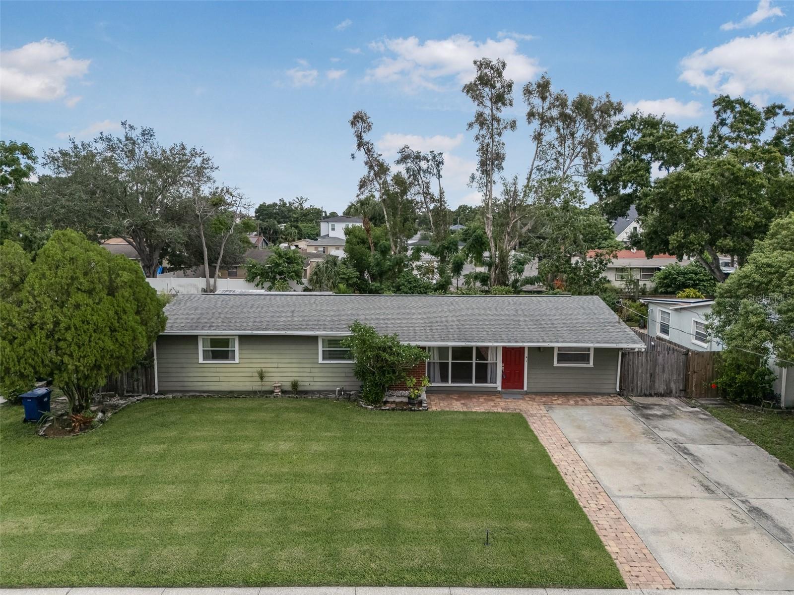 3705 W TYSON AVENUE, Tampa, FL 33611