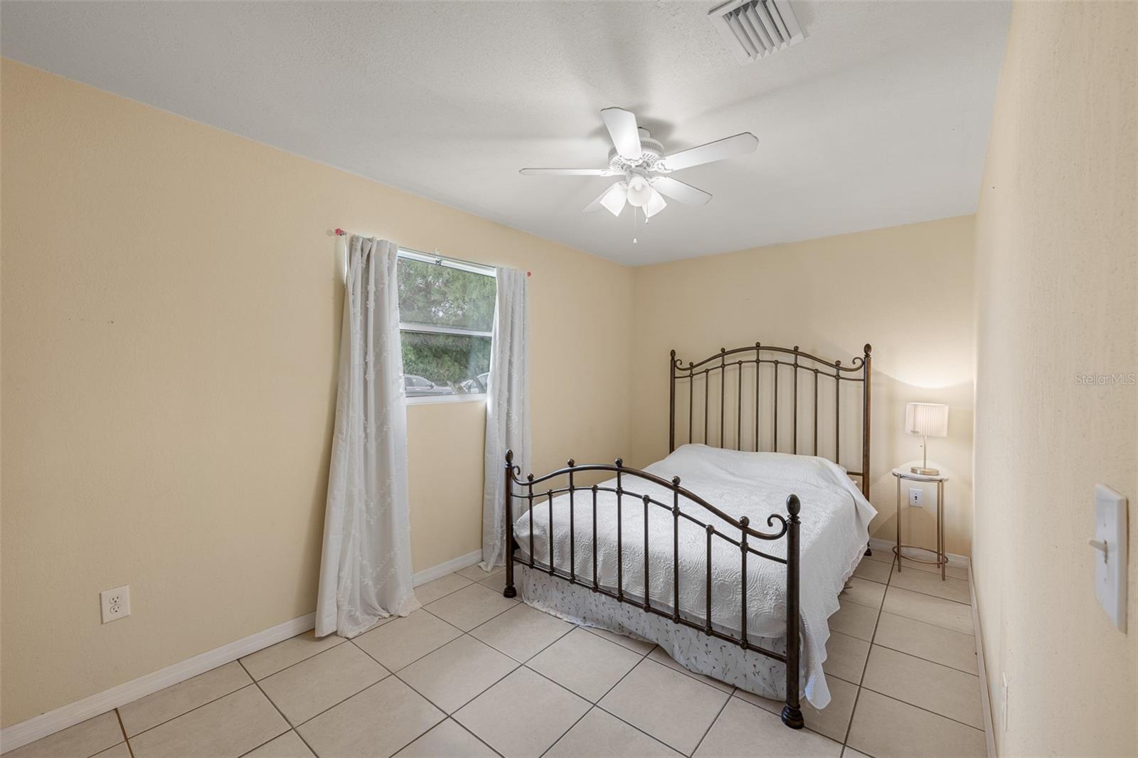 3705 W TYSON AVENUE, Tampa, FL 33611