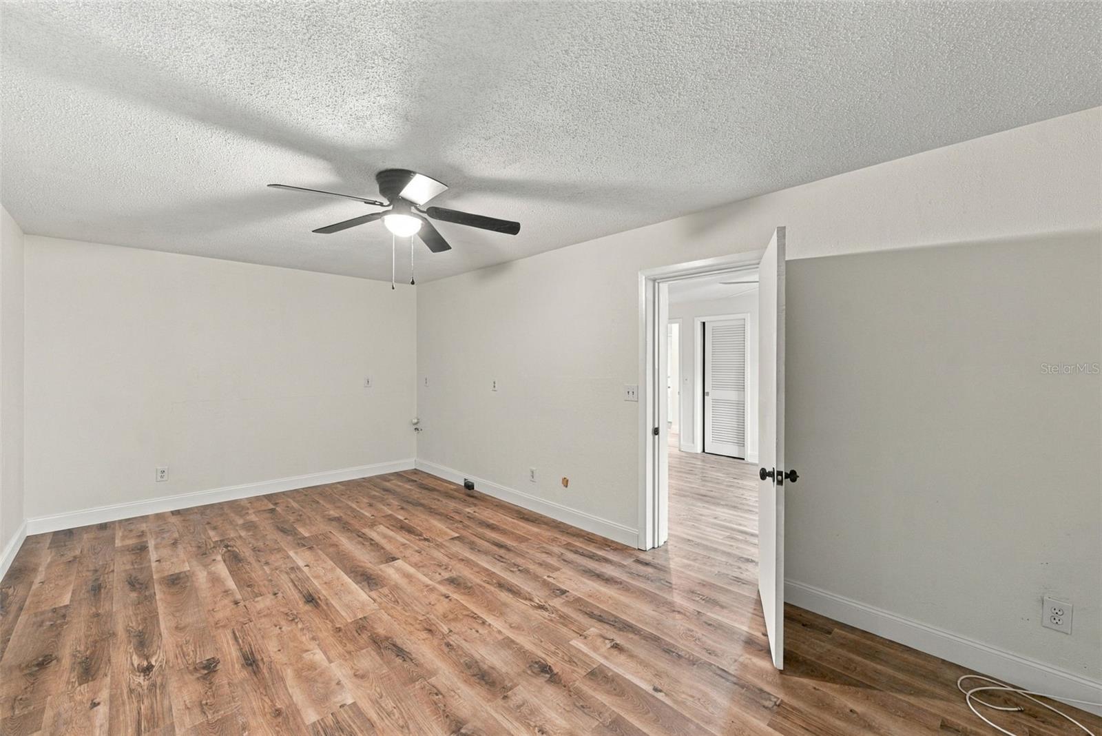 13823 WILDWOOD DRIVE, Largo, FL 33774