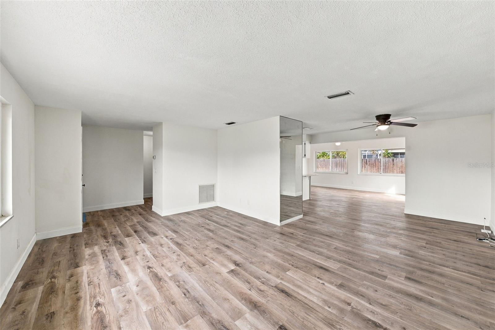 13823 WILDWOOD DRIVE, Largo, FL 33774 13823 WILDWOOD DRIVE, Largo, FL 33774