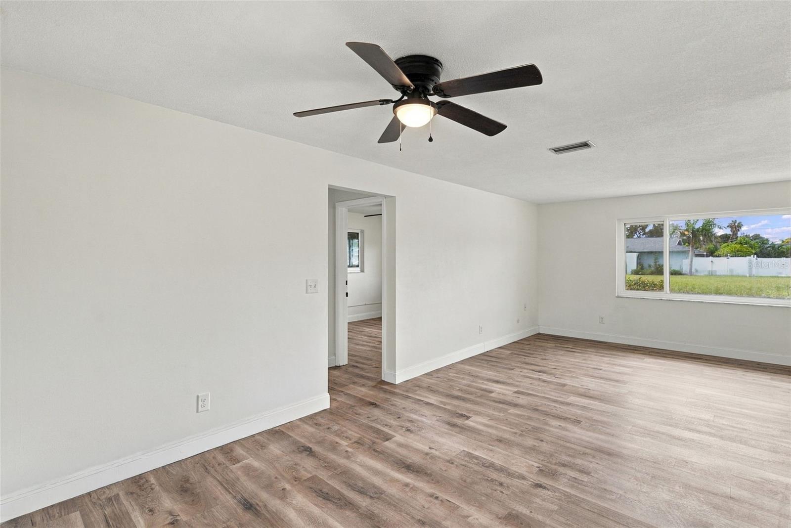13823 WILDWOOD DRIVE, Largo, FL 33774
