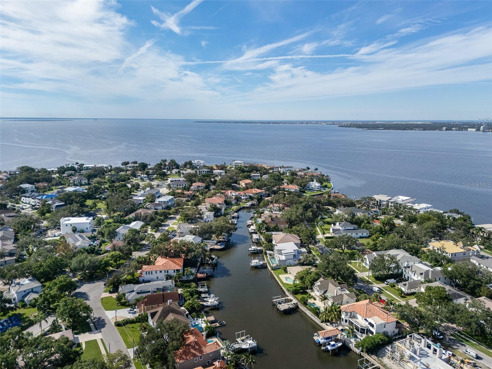 628 RIVIERA DRIVE, Tampa, FL 33606