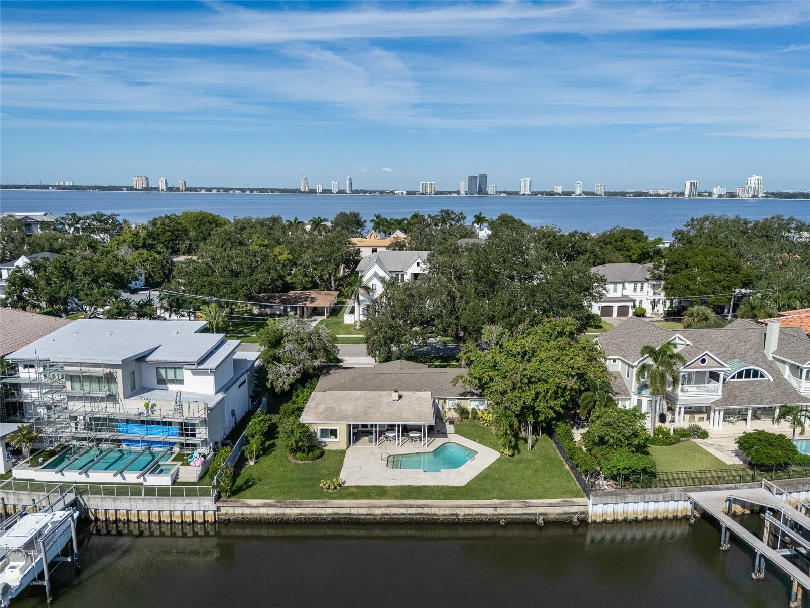 628 RIVIERA DRIVE, Tampa, FL 33606