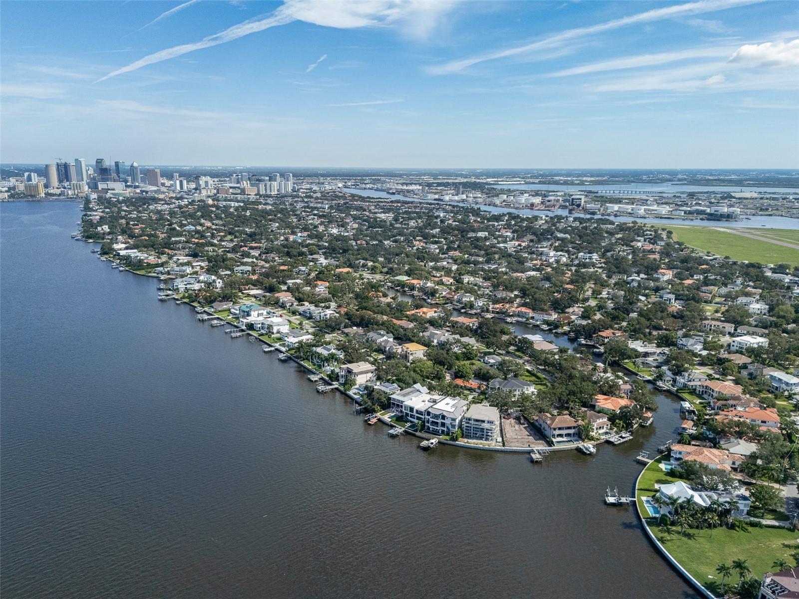 628 RIVIERA DRIVE, Tampa, FL 33606