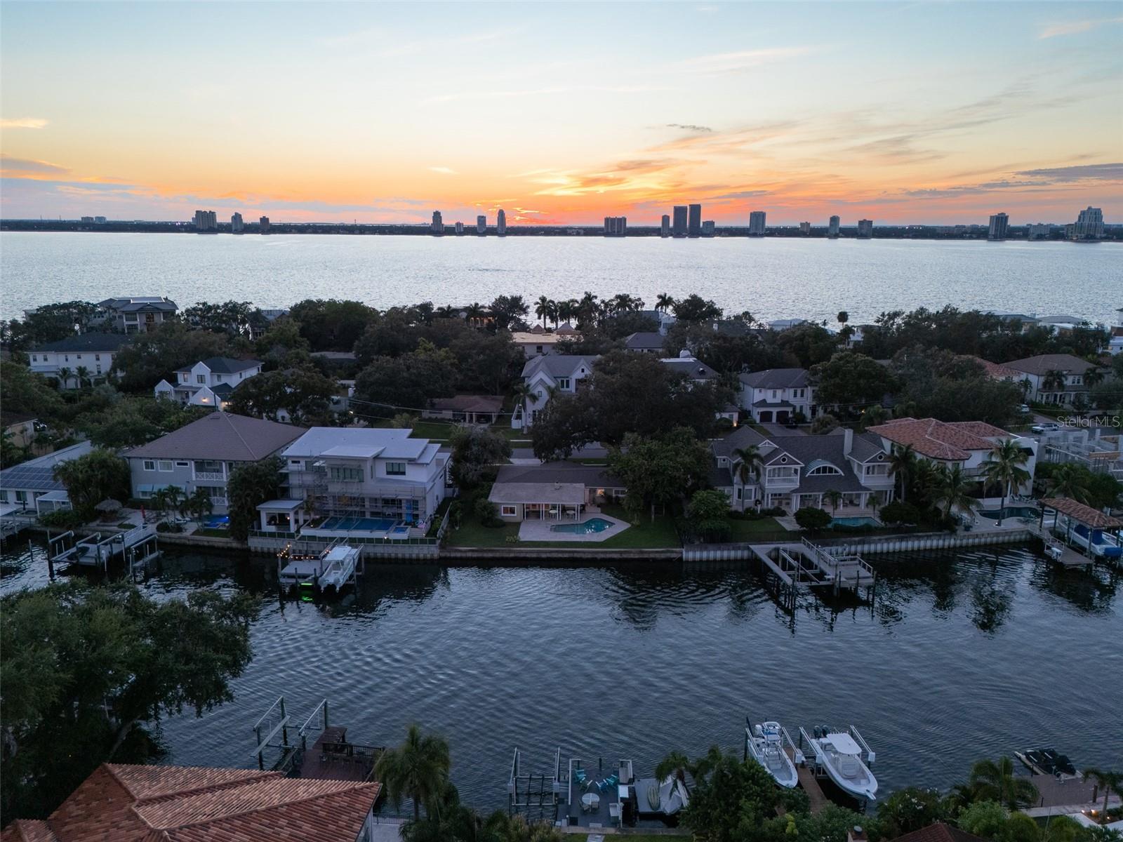 628 RIVIERA DRIVE, Tampa, FL 33606