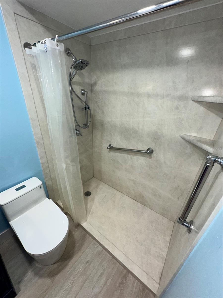 9950 62ND TERRACE N, #117, St Petersburg, FL 33708