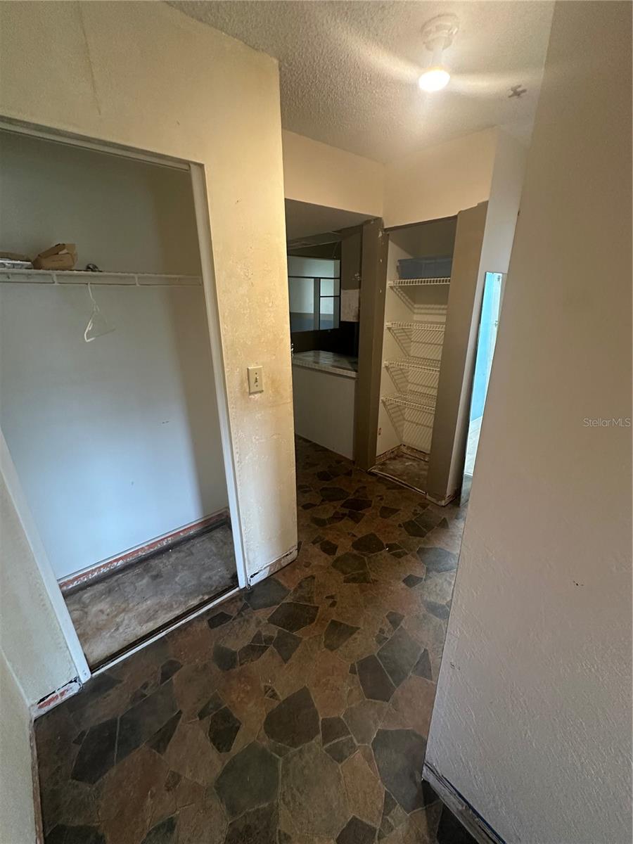 9950 62ND TERRACE N, #117, St Petersburg, FL 33708