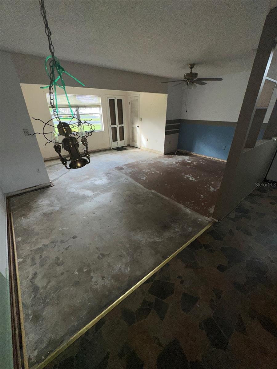 9950 62ND TERRACE N, #117, St Petersburg, FL 33708