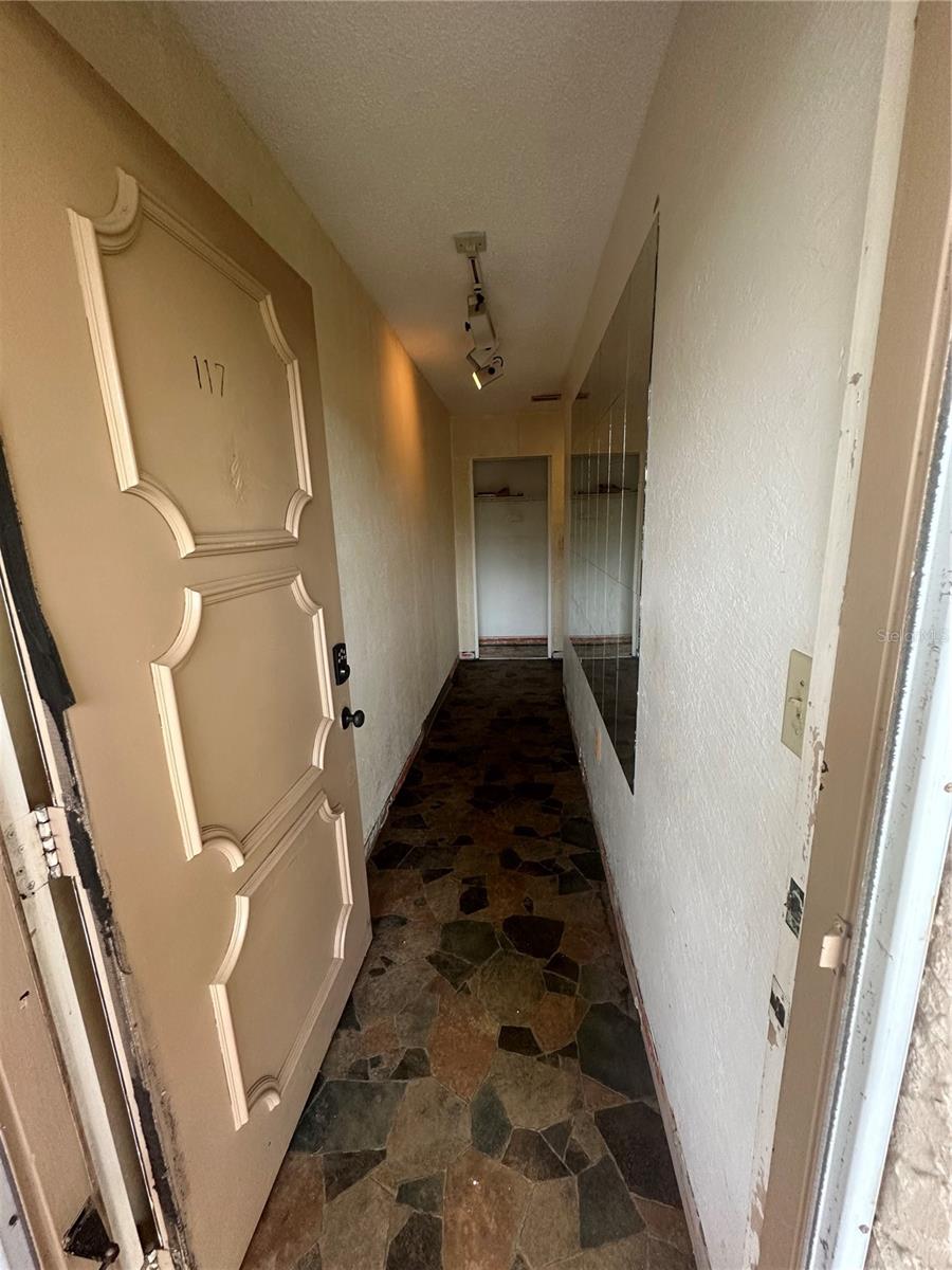 9950 62ND TERRACE N, #117, St Petersburg, FL 33708