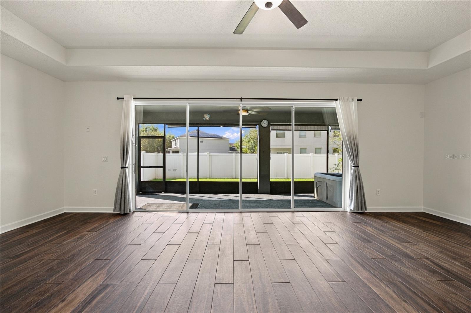 Family/Living Room 3