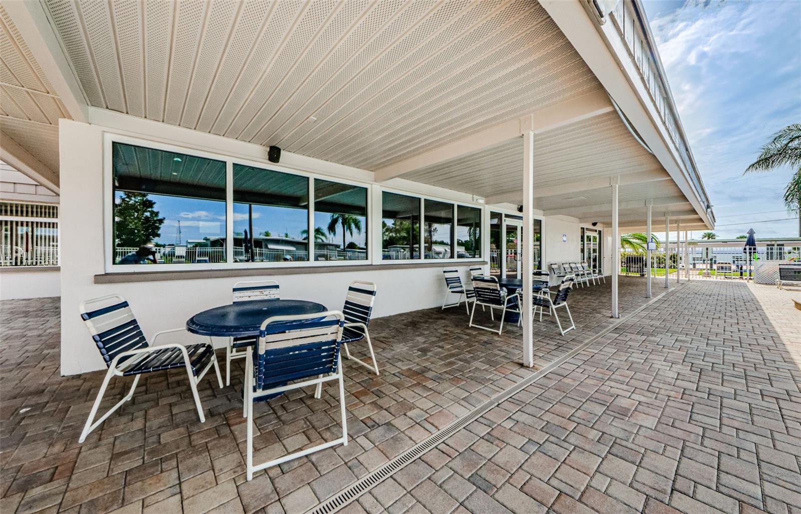 18 DRURY LANE, Tarpon Springs, FL 34689