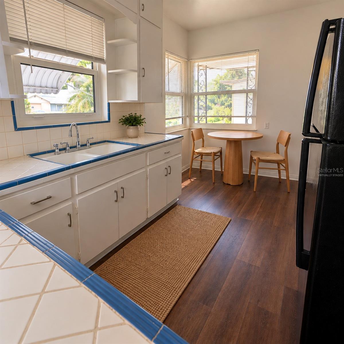 Kitchen - virtually staged Kitchen - virtually staged