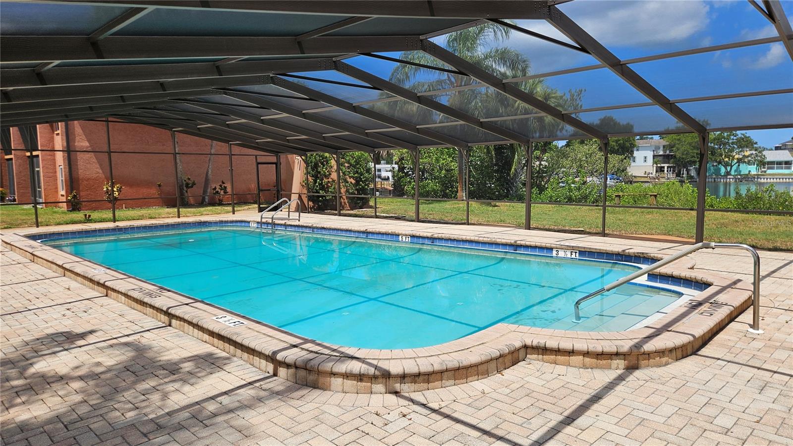 4805 ALT 19, #114, Palm Harbor, FL 34683