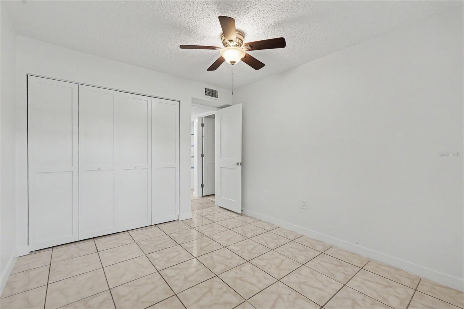 4805 ALT 19, #114, Palm Harbor, FL 34683