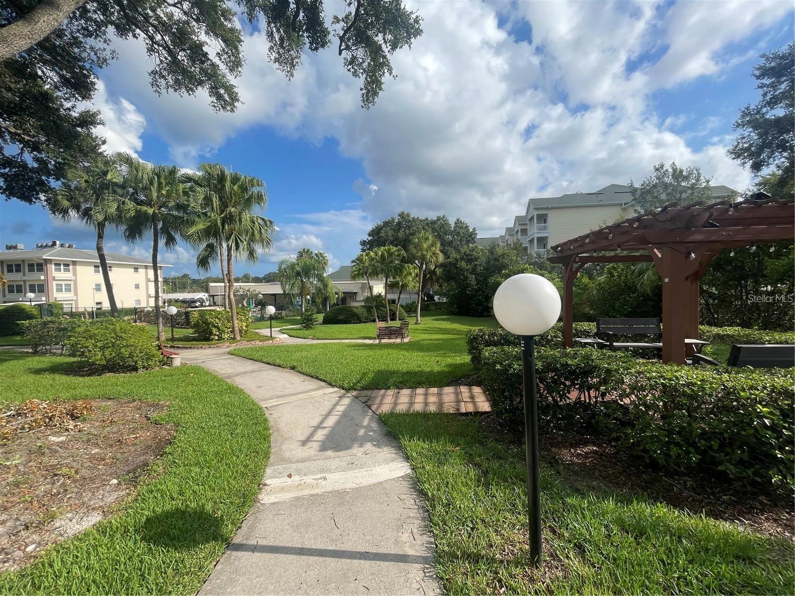 1524 LAKEVIEW ROAD, #304, Clearwater, FL 33756