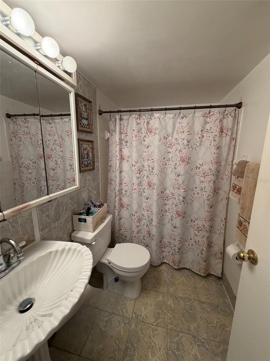 1524 LAKEVIEW ROAD, #304, Clearwater, FL 33756