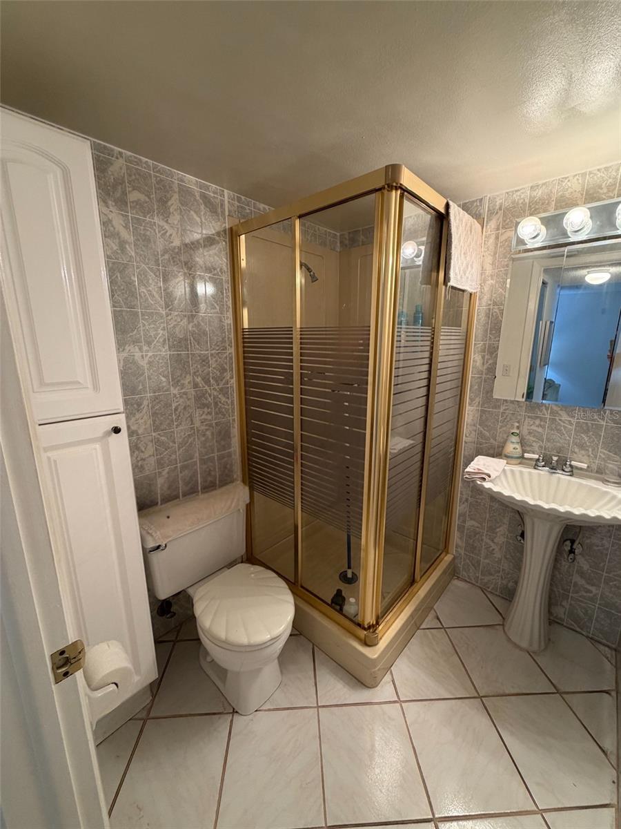 1524 LAKEVIEW ROAD, #304, Clearwater, FL 33756
