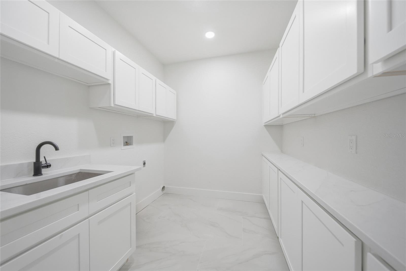1980 MAC GREGOR ROAD, Tarpon Springs, FL 34689