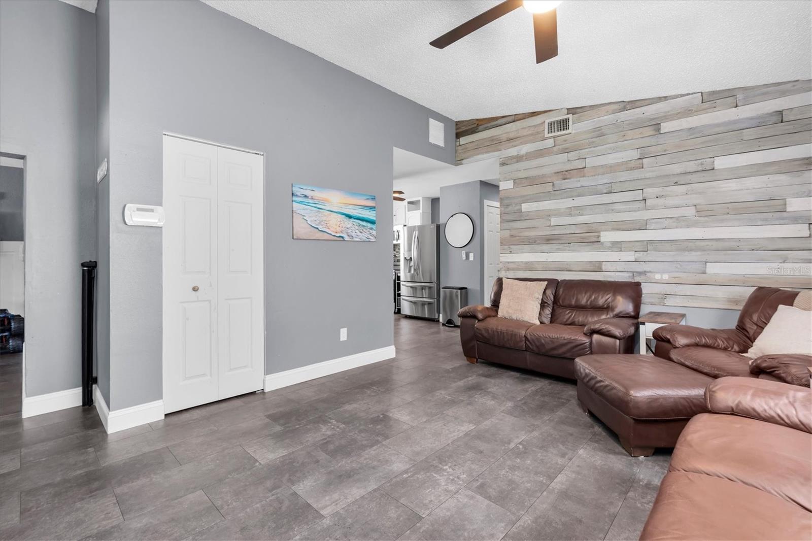 1951 TAYLOR LAKE CIRCLE, Seminole, FL 33778