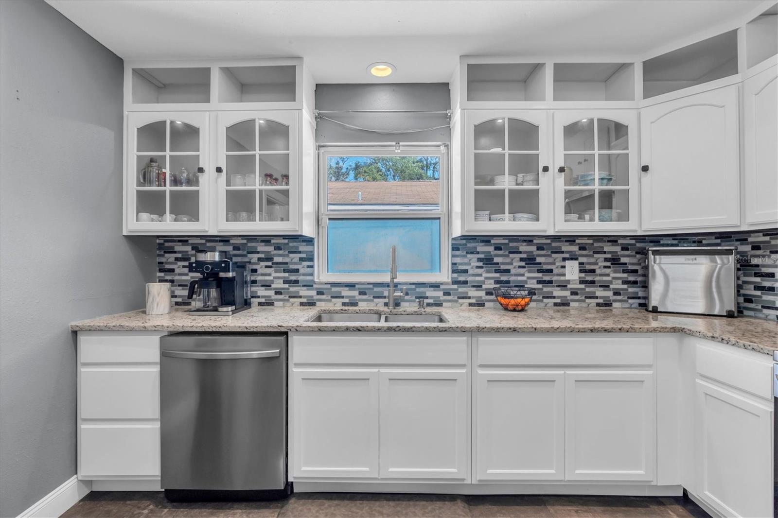 1951 TAYLOR LAKE CIRCLE, Seminole, FL 33778