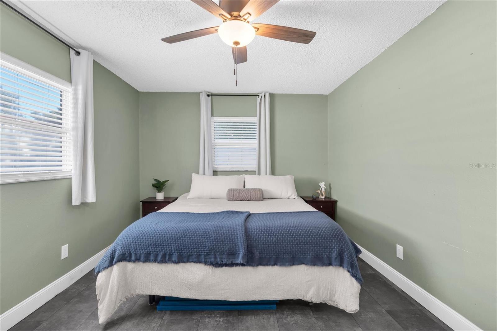 1951 TAYLOR LAKE CIRCLE, Seminole, FL 33778