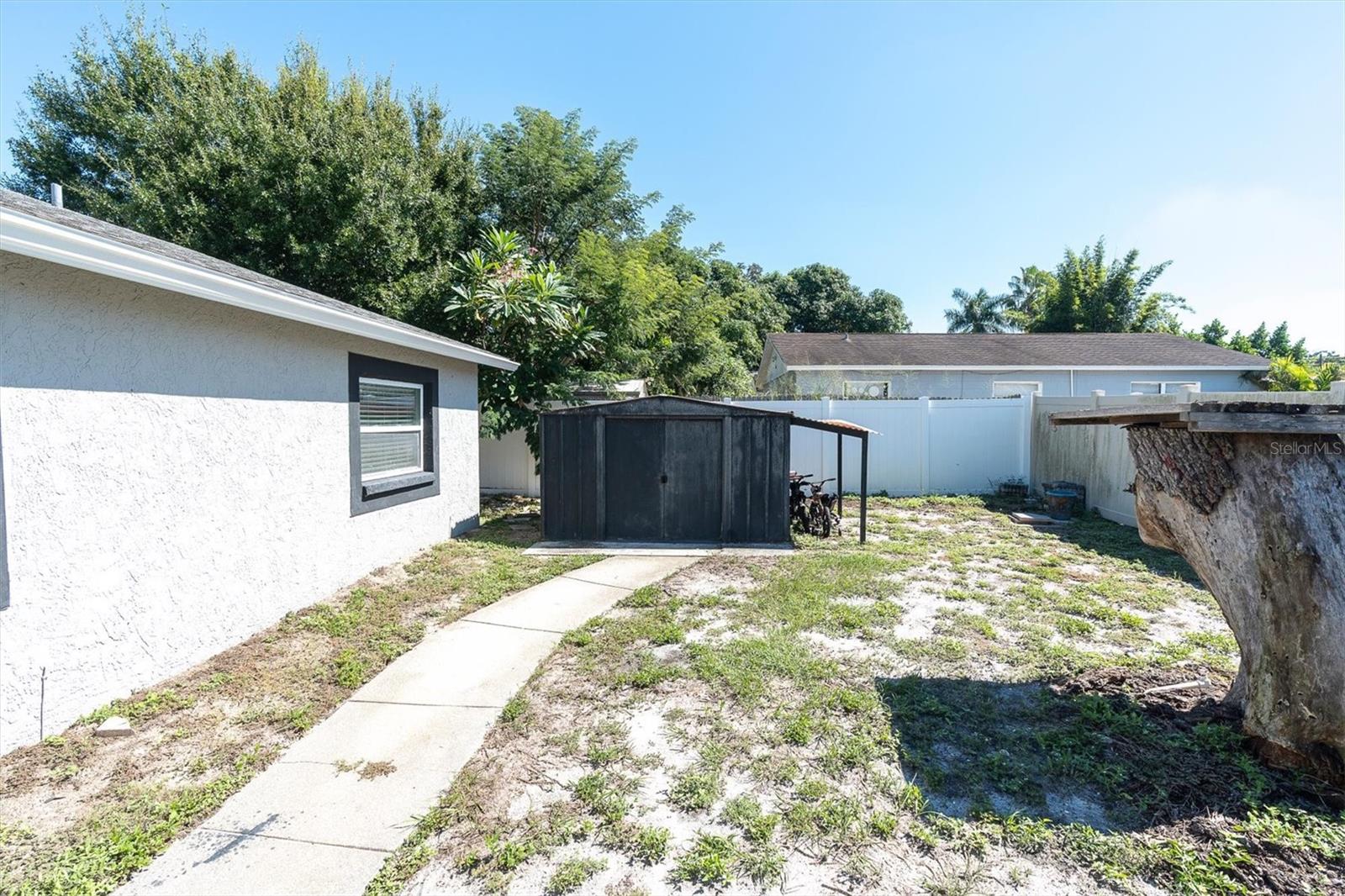 1951 TAYLOR LAKE CIRCLE, Seminole, FL 33778