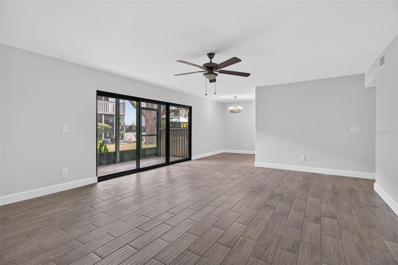 876 116TH AVENUE N, #103, St Petersburg, FL 33716