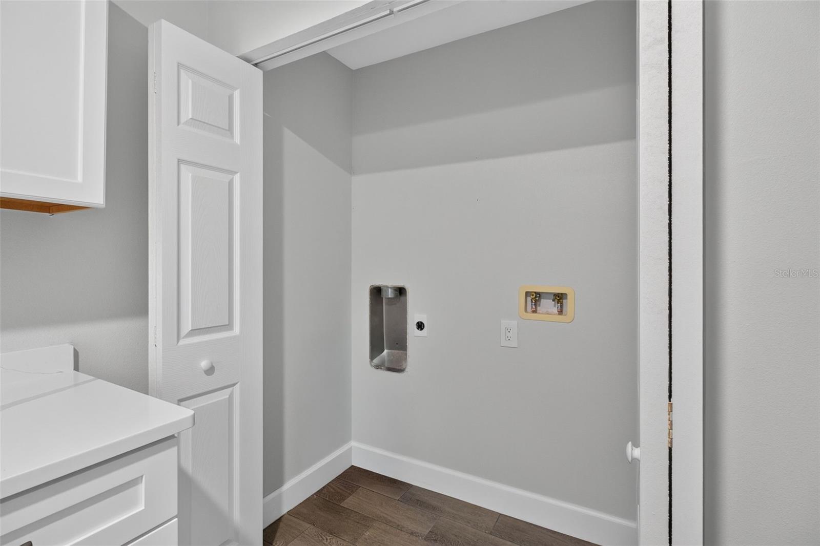 Interior washer/dryer space